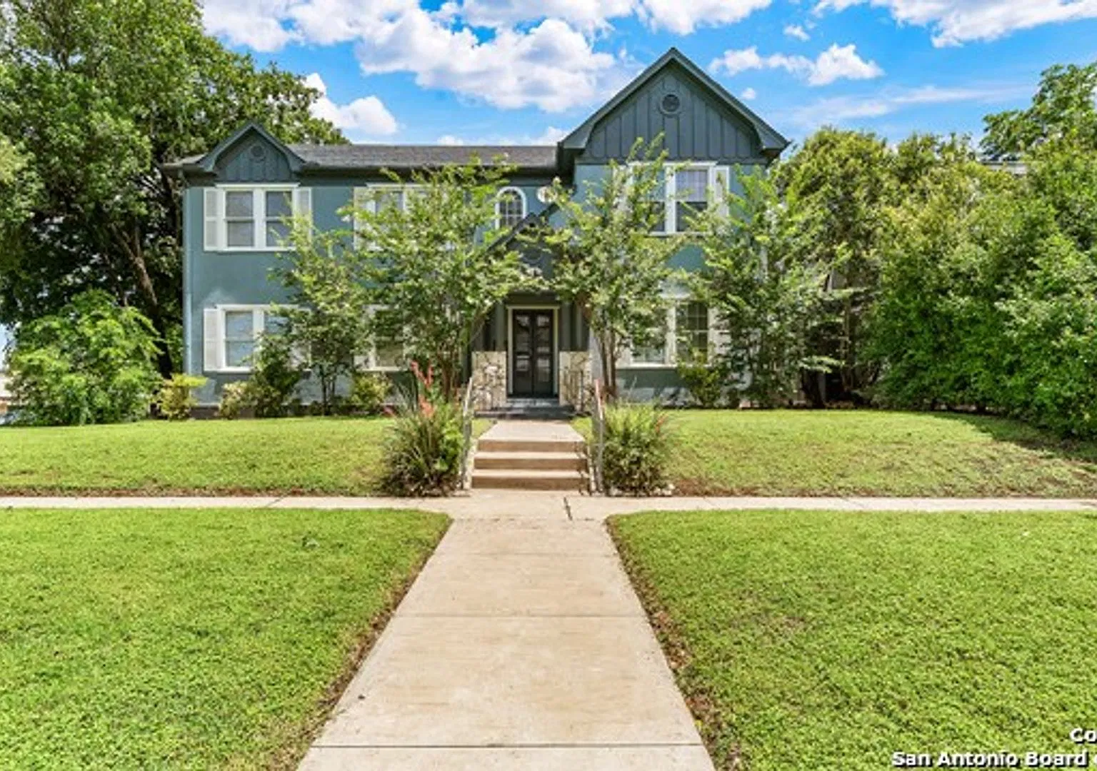Blue Bonnet Blvd — Photo 1