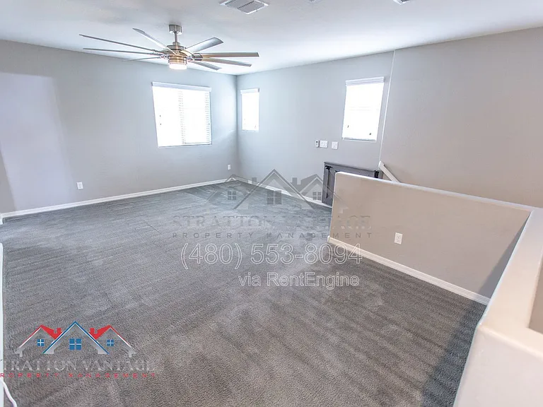 11689 N 166th Dr — Photo 32