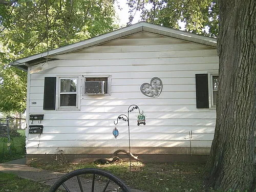 1606 W Jeffras Ave Photo 1