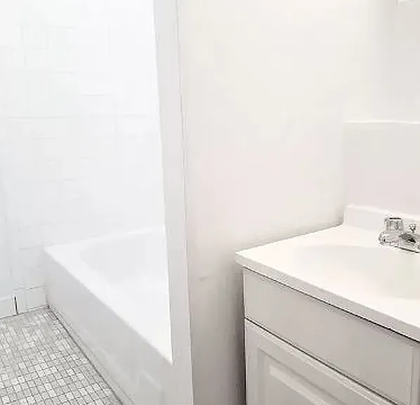 217 E 29th St #44 — Photo 5