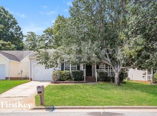 3715 Sherbourne Ln, Greensboro, NC 27405