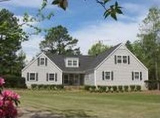 137 Hanover Cir, Bogart, GA
