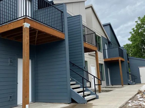 3291 SE 122nd Ave #7, Portland, OR 97236