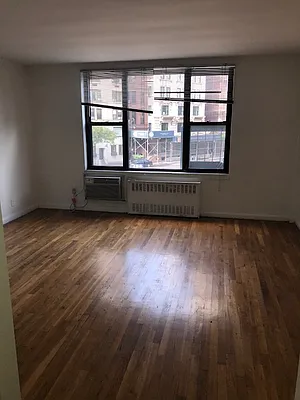 Rented by Eric Goodman Realty Corp | media 14