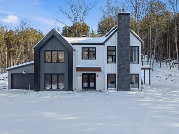 560 Chemin Descente #2, Ogden, QC J0B 2E3
