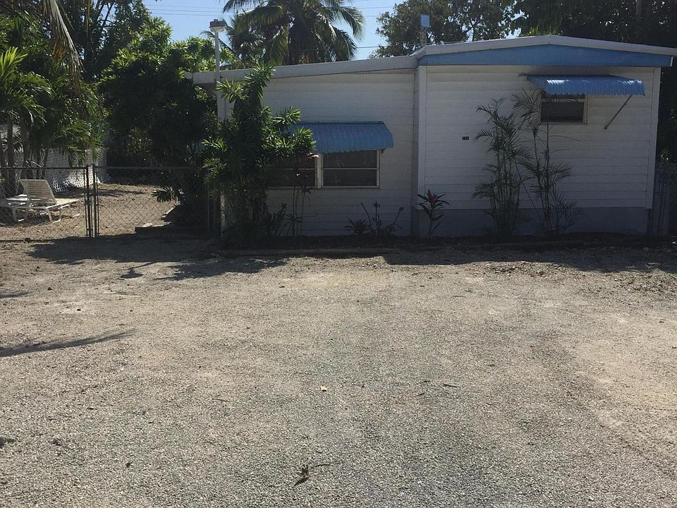 1st image of 226 Oleander Dr