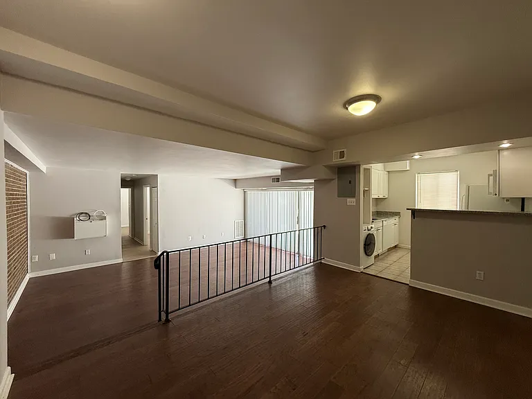 4705 Tecumseh St #102 — Photo 22