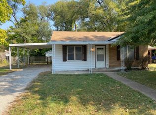 2432 SW Valley Brook Ln, Topeka, KS 66614