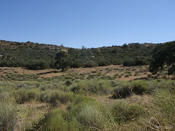 3rd image of 0 Umtali Rd #A & B