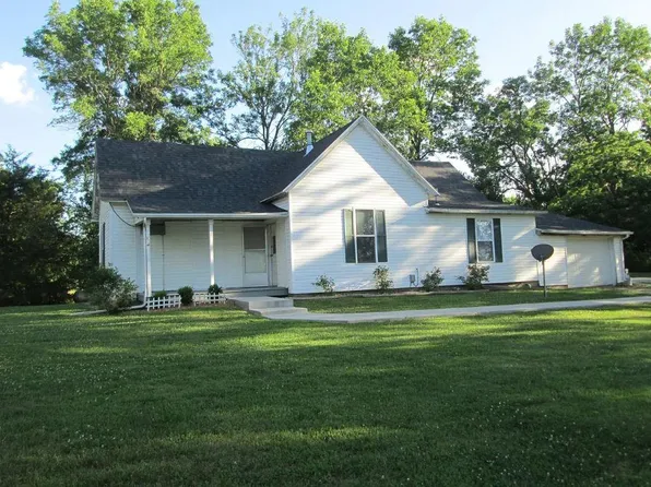 1611 N Dozier Station Rd, Columbia, MO 65202