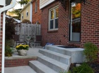 341 Amys Run Dr, Carmel, IN 46032