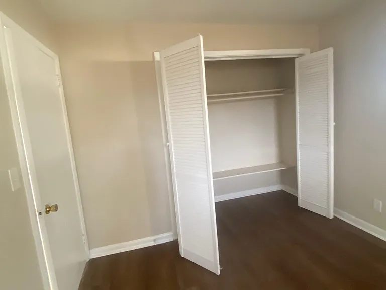 2525 Dean Rd — Photo 7