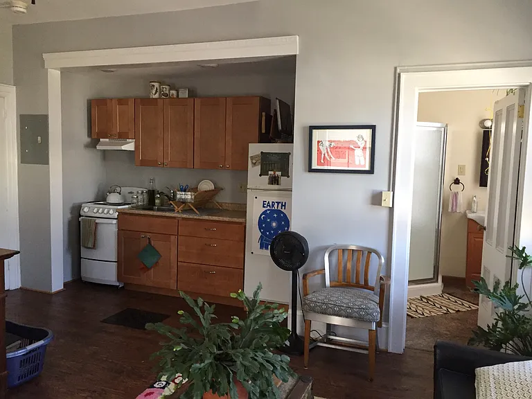 27 N Winooski Ave — Photo 6