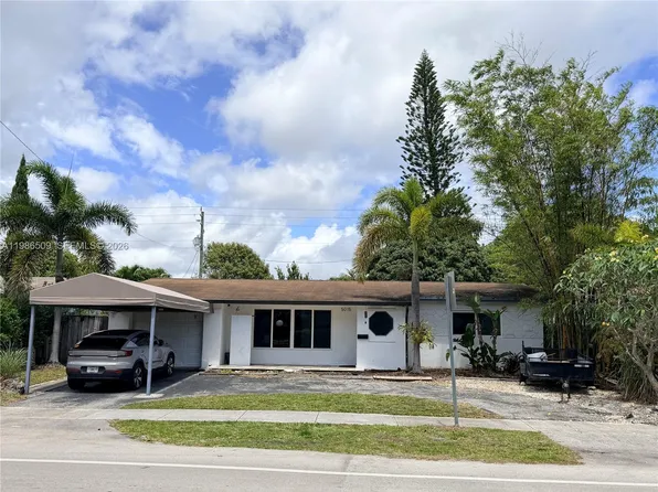 5015 Washington St, Hollywood, FL 33021