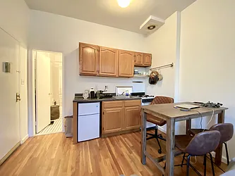 Rented by Living New York