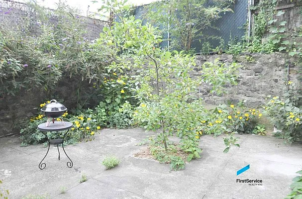 Rented by FirstService Realty (legacy) | media 21