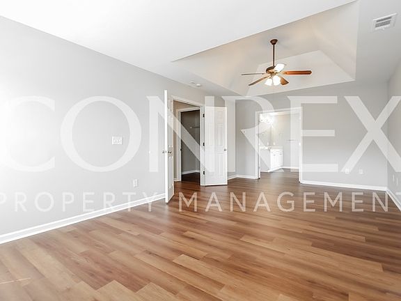 5th image of 102 Plum Orchard Ct