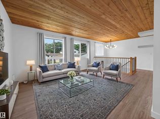 10136 81st St NW, Edmonton, AB T6A 3K5