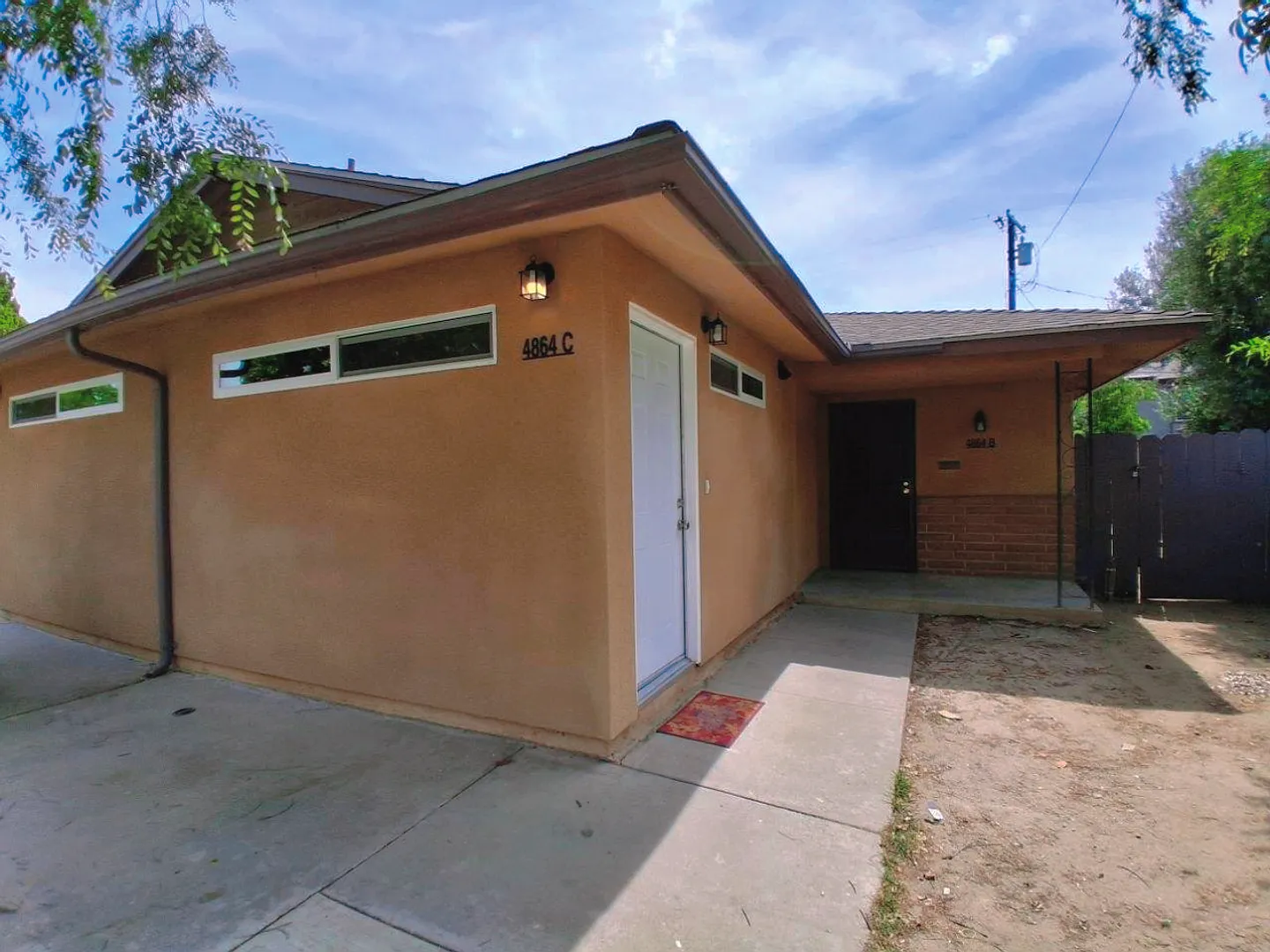 4864 E. University Ave — Photo 1