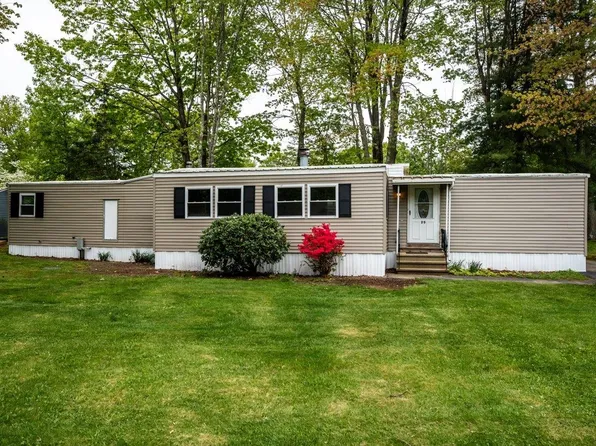 20 South Blueberry Lane, Rochester, NH 03867