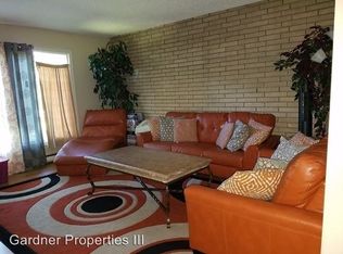 6825 Noble Ave N, Brooklyn Center, MN 55429