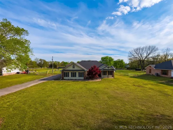 16929 W 736th Rd, Tahlequah, OK 74464