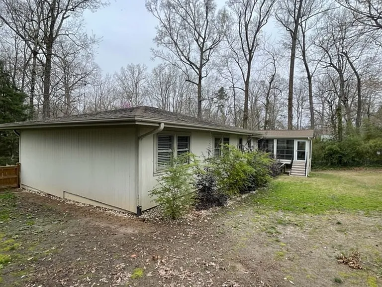 6412 Johnsdale Rd — Photo 30