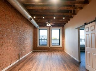 210 E Washington Ave #B, Navasota, TX 77868