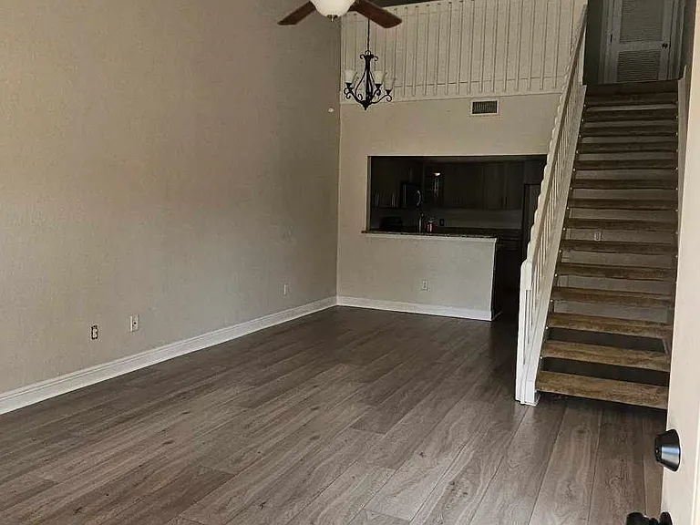4208 Palm Bay Cir #C — Photo 2