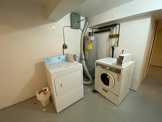 Rented by Voro, LLC | media 8