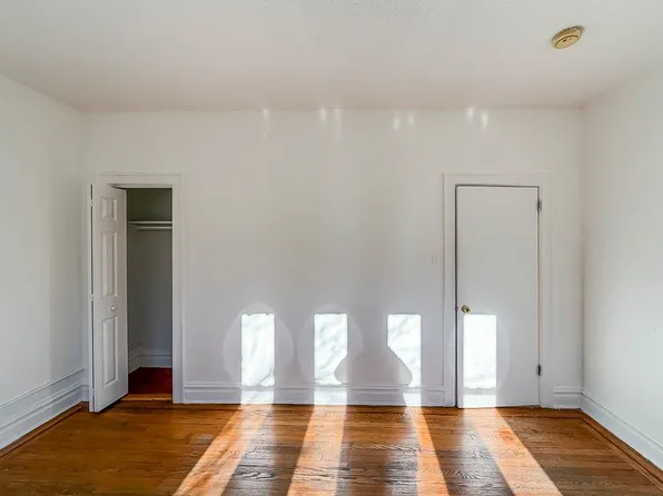 36 Duncan Avenue image 17 of 31