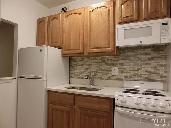 2nd image of 210 E 29th St APT 2B