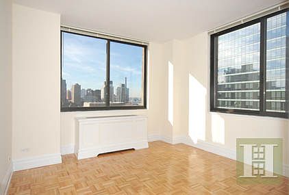 4th image of 145 W 67th St APT 15H