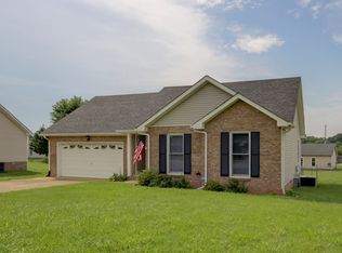 1741 Crestview Dr, Clarksville, TN 37042