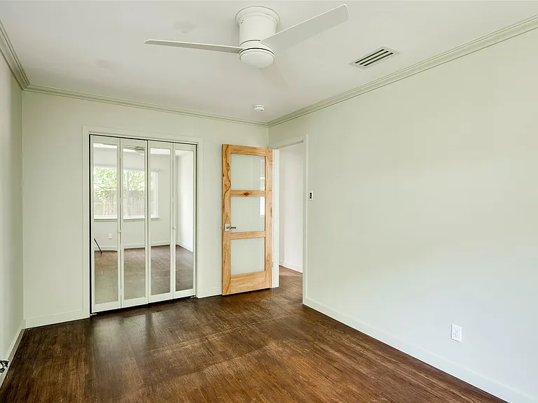 1707 Overhill Dr — Photo 14
