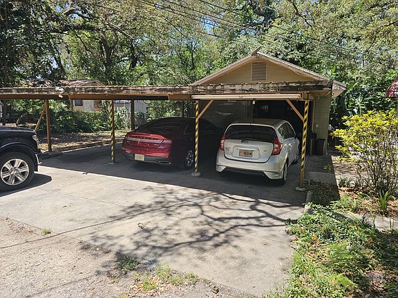 5th image of 8910 N Ola Ave