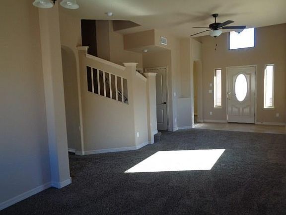 4th image of 321 Duskwood St