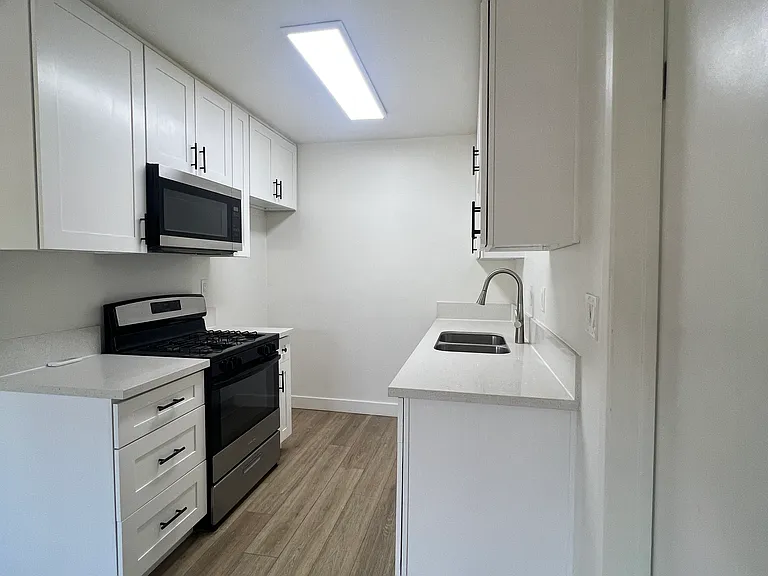 10761 Palma Vista Ave #6 — Photo 5