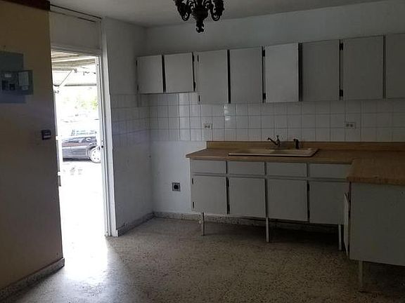 5th image of 415 Calle Zafiro