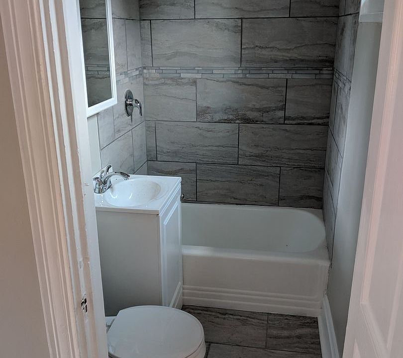 2nd image of 1818 N 3rd St #18182R