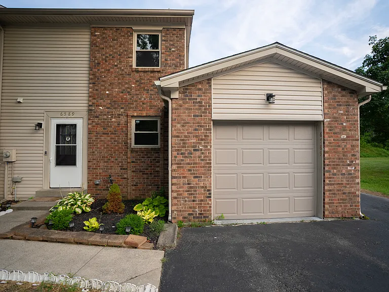 6589 Bunker Oak Trl — Photo 4