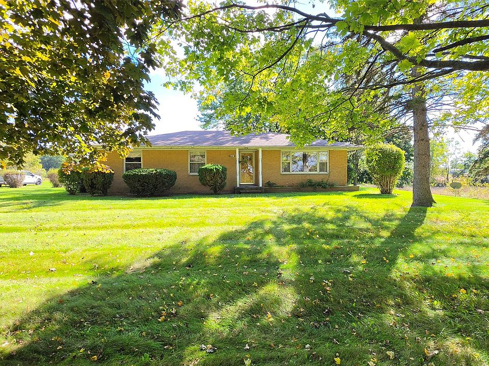 1st image of 8251 W Ellsworth Rd
