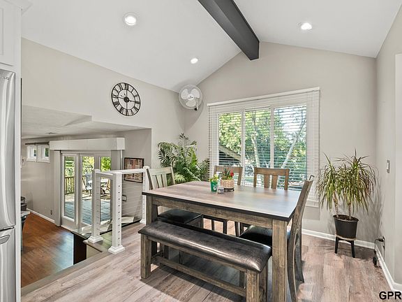 4th image of 624 S 153rd Cir