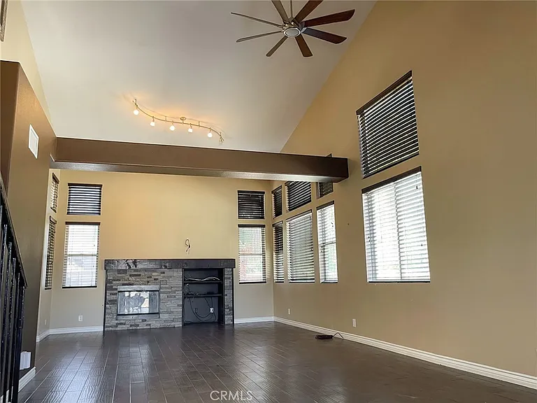 42107 Quail Run Way — Photo 8