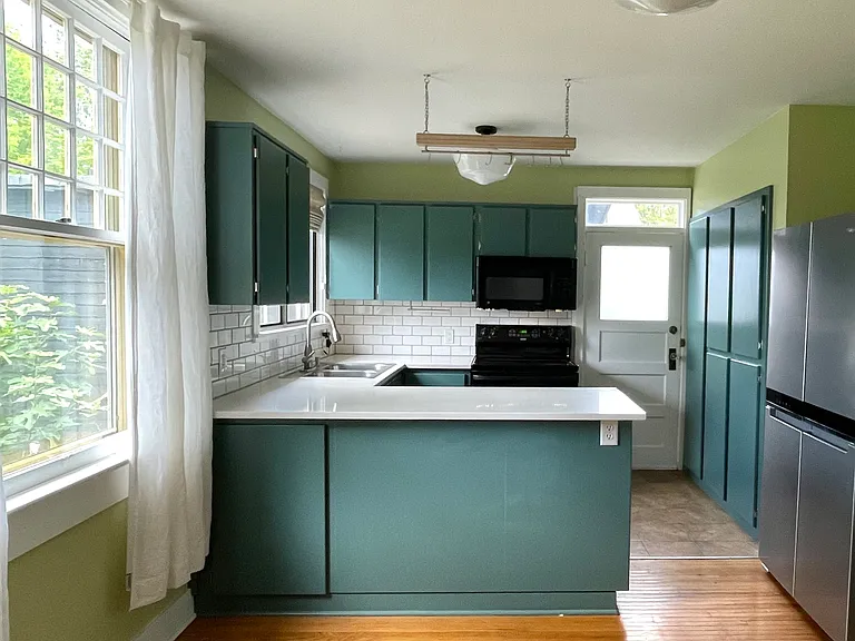 8032 N Oswego Ave — Photo 6