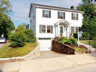 66 Walker St, Newton, MA, 02460