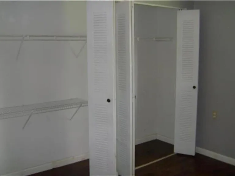 1089 N Benoist Farms Rd #301 — Photo 12