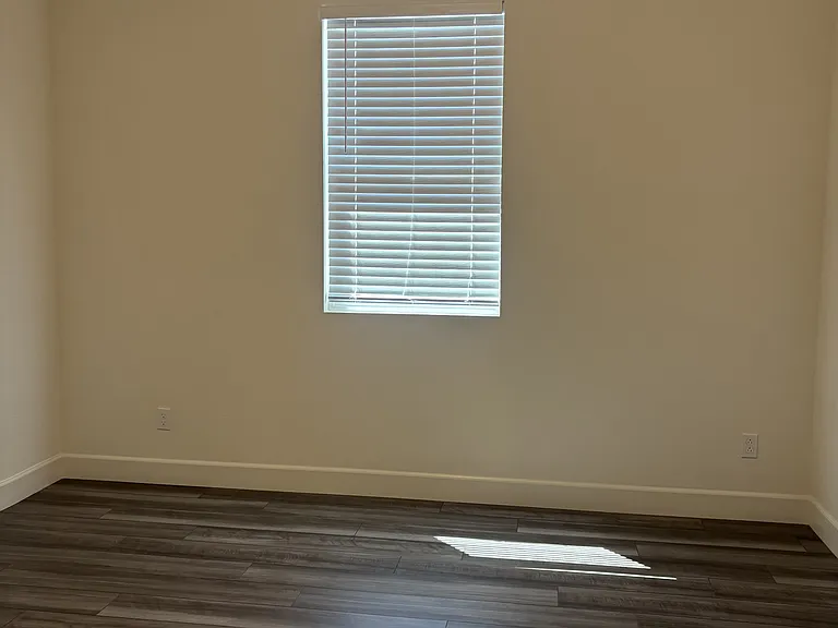 644 Belmont Dr — Photo 7
