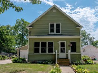 912 1st St SE, Rochester, MN 55904