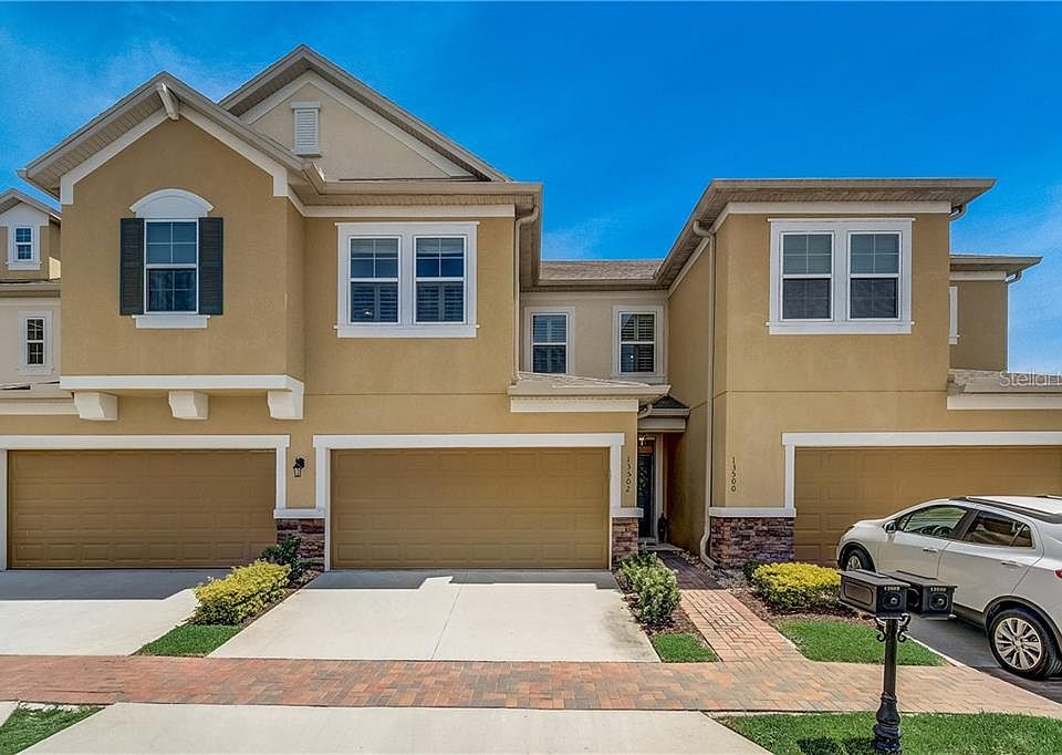 1st image of 13502 Fountainbleau Dr